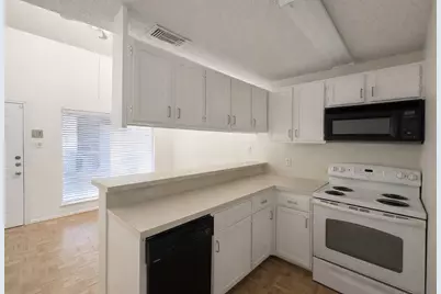 2815 Rio Grande Street #205, Austin, TX 78705 - Photo 2