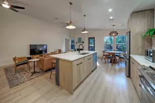 8406 Los Ranchos Dr, Austin, TX 78749 - Photo 14