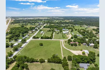 204 Christopher Drive, Bruceville Eddy, TX 76524 - Photo 38