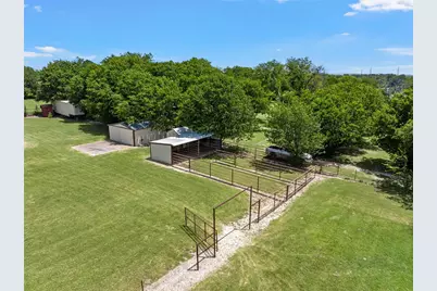204 Christopher Drive, Bruceville Eddy, TX 76524 - Photo 4
