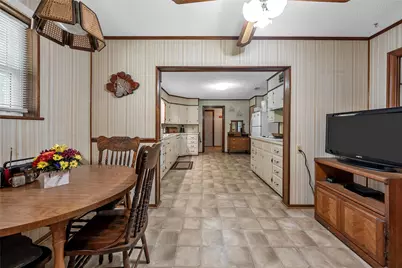 204 Christopher Drive, Bruceville Eddy, TX 76524 - Photo 10