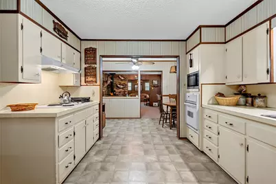 204 Christopher Drive, Bruceville Eddy, TX 76524 - Photo 14