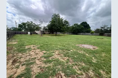 204 Quail Meadow Drive, Kyle, TX 78640 - Photo 16
