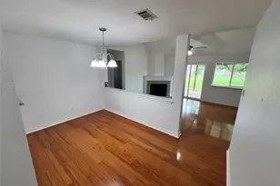 204 Quail Meadow Dr, Kyle, TX 78640 - Photo 2