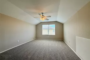 102 Williamson Cove, Elgin, TX 78621 - Photo 20