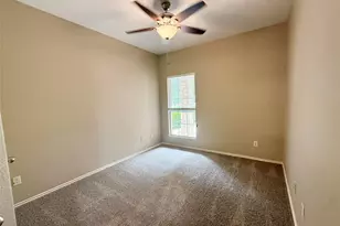 102 Williamson Cove, Elgin, TX 78621 - Photo 10