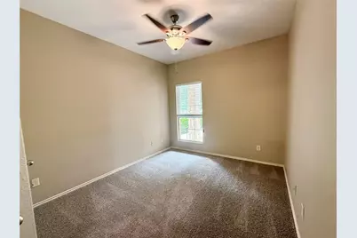 102 Williamson Cove, Elgin, TX 78621 - Photo 10