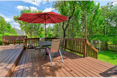 110 S Ridge Circle, Georgetown, TX 78628 - Photo 32