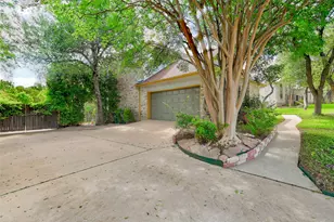 110 S Ridge Cir, Georgetown, TX 78628 - Photo 28