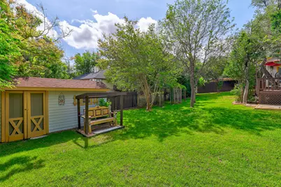 110 S Ridge Circle, Georgetown, TX 78628 - Photo 36