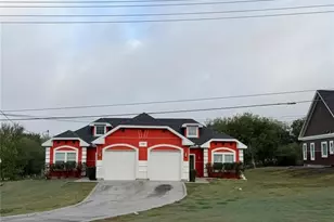 398 Mesa Dr, Del Valle, TX 78617 - Photo 8