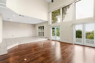 5914 N West Pl, Austin, TX 78731 - Photo 10