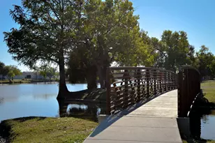 1120 Vance St, Taylor, TX 76574 - Photo 38