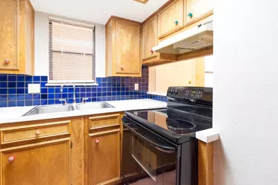 706 W 22nd Street #307, Austin, TX 78705 - Photo 8