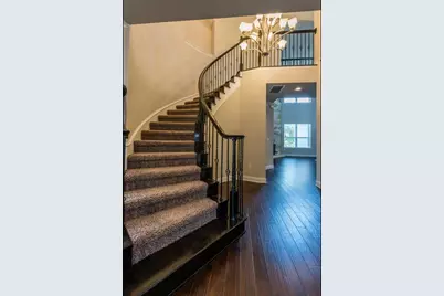 10021 Double Eagle Pass, Austin, TX 78717 - Photo 2