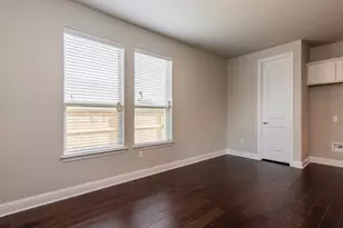 10021 Double Eagle Pass, Austin, TX 78717 - Photo 12