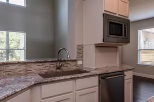 10021 Double Eagle Pass, Austin, TX 78717 - Photo 14