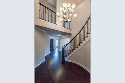 10021 Double Eagle Pass, Austin, TX 78717 - Photo 6