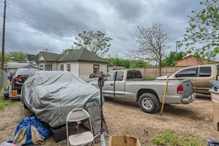 1122 Chicon St, Austin, TX 78702 - Photo 14