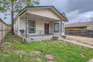 1122 Chicon St, Austin, TX 78702 - Photo 2