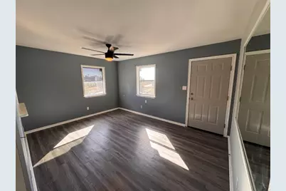 1050 Fm 970 #C, Florence, TX 76527 - Photo 2