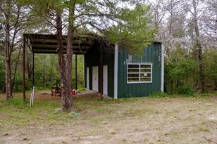 550 N Raymond Rd, La Grange, TX 78945 - Photo 18