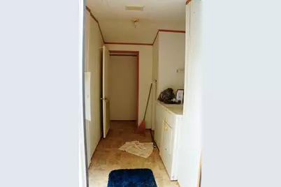 550 N Raymond Road, La Grange, TX 78945 - Photo 16