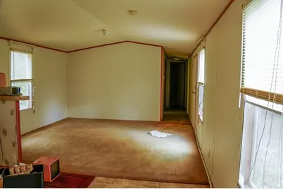 550 N Raymond Road, La Grange, TX 78945 - Photo 14