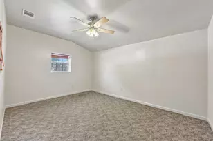 1915 Oak Forest Dr, Round Rock, TX 78681 - Photo 34