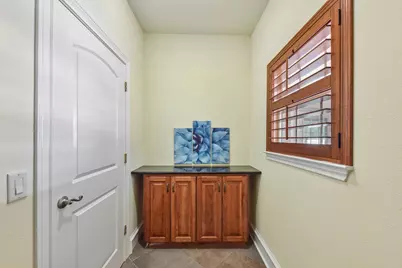 1915 Oak Forest Drive, Round Rock, TX 78681 - Photo 10