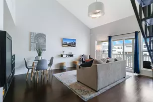 1818 S Lakeshore Blvd, Austin, TX 78741 - Photo 2