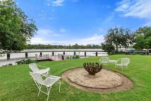1818 S Lakeshore Blvd, Austin, TX 78741 - Photo 14
