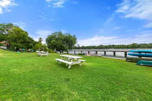 1818 S Lakeshore Blvd, Austin, TX 78741 - Photo 18
