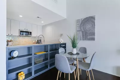 1818 S Lakeshore Boulevard #32, Austin, TX 78741 - Photo 4