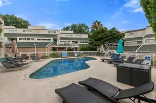 1818 S Lakeshore Blvd, Austin, TX 78741 - Photo 16