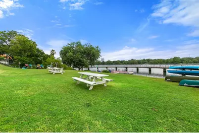 1818 S Lakeshore Boulevard #32, Austin, TX 78741 - Photo 18