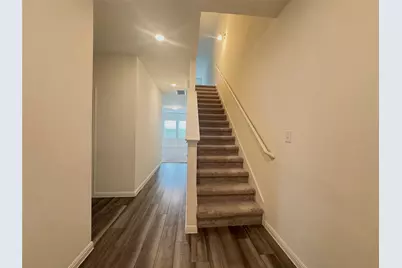 103 Gray Fox Loop, Hutto, TX 78634 - Photo 2