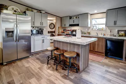 235 Pinehill Drive, Bastrop, TX 78602 - Photo 6