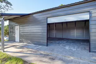 235 Pinehill Dr, Bastrop, TX 78602 - Photo 4