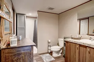 235 Pinehill Dr, Bastrop, TX 78602 - Photo 16