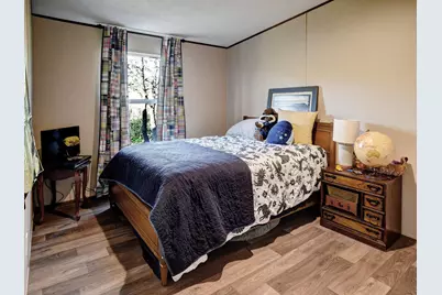 235 Pinehill Drive, Bastrop, TX 78602 - Photo 12