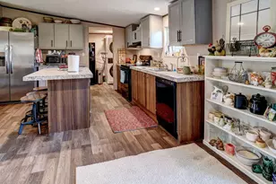 235 Pinehill Dr, Bastrop, TX 78602 - Photo 24