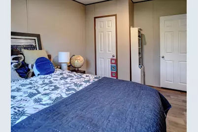235 Pinehill Drive, Bastrop, TX 78602 - Photo 12