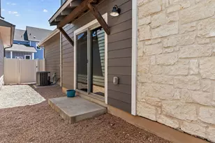 7702 Dylan Dr, Austin, TX 78744 - Photo 26