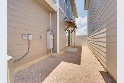 7702 Dylan Drive, Austin, TX 78744 - Photo 22