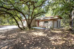111 Merrywood Ln, San Marcos, TX 78666 - Photo 2