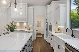 8705 Ambrosia Dr, Austin, TX 78738 - Photo 10