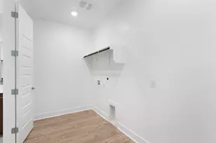 1300 Snowdrop Dr, Georgetown, TX 78628 - Photo 20