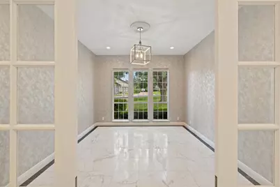 17 Hedgebrook Way, The Hills, TX 78738 - Photo 8