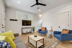 1909 Willow St, Austin, TX 78702 - Photo 4